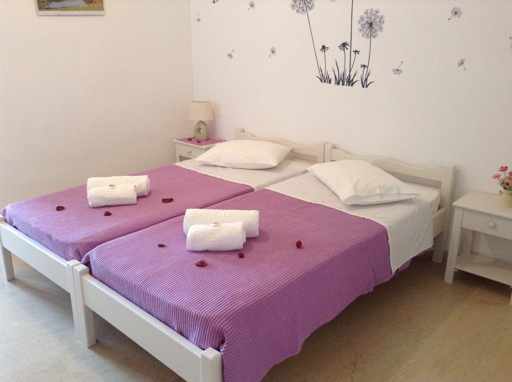 Nikoletta Rooms Parikia  Bagian luar foto