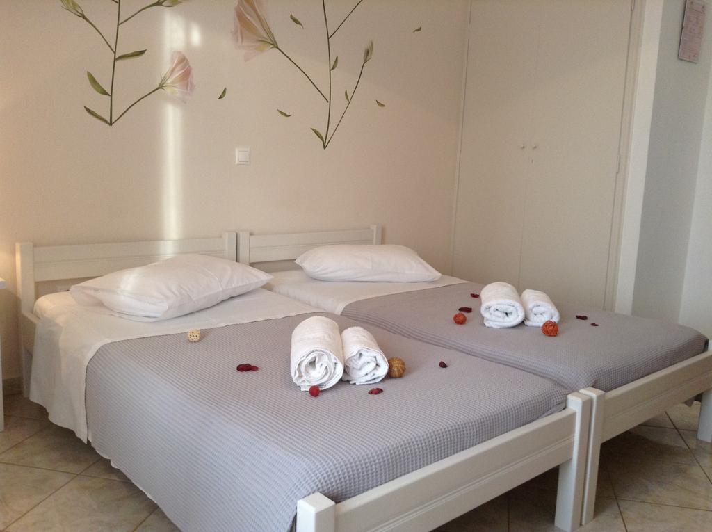 Nikoletta Rooms Parikia  Bagian luar foto