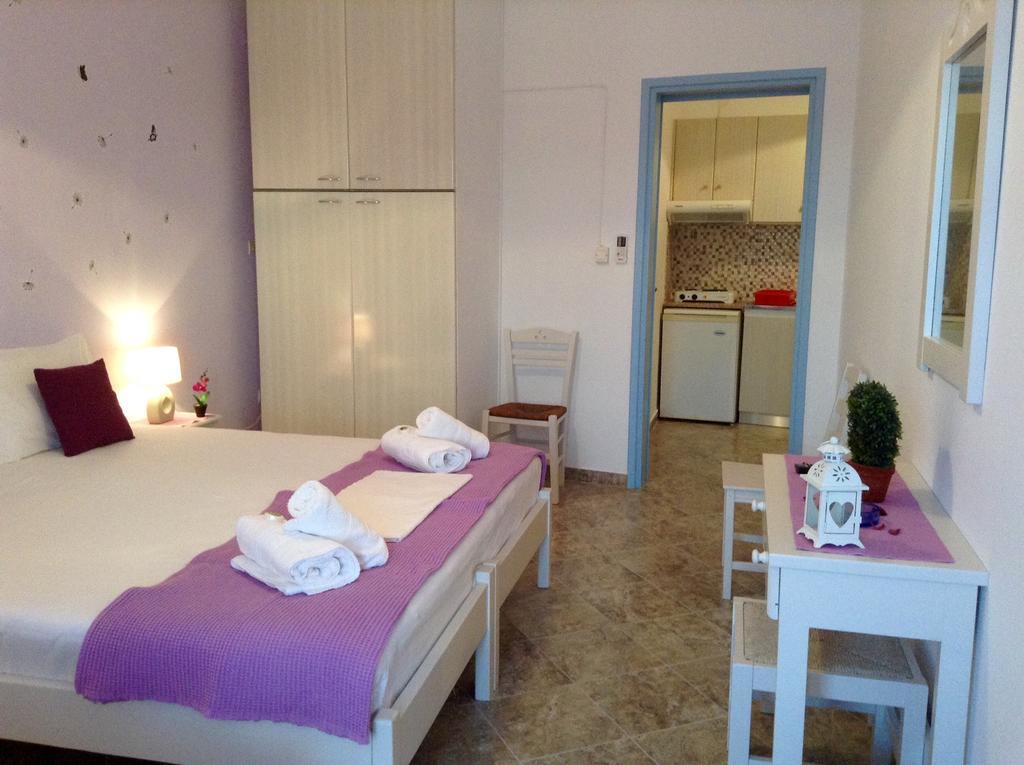 Nikoletta Rooms Parikia  Bagian luar foto